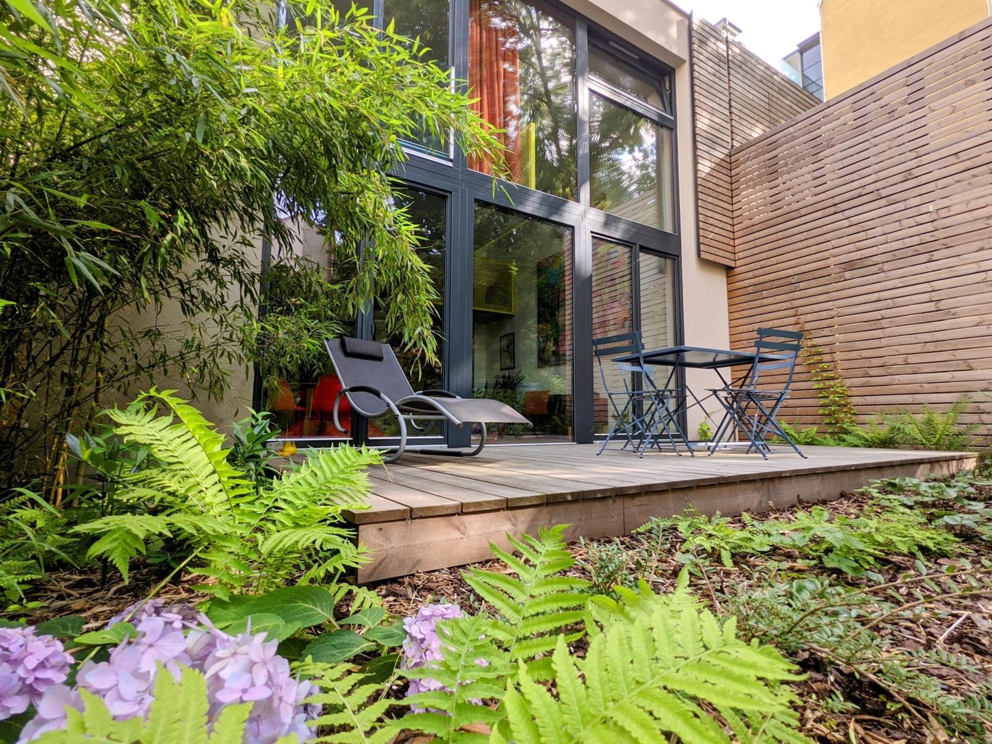 Romantic And Atypical Apartments In Prague'S Montmartre Экстерьер фото