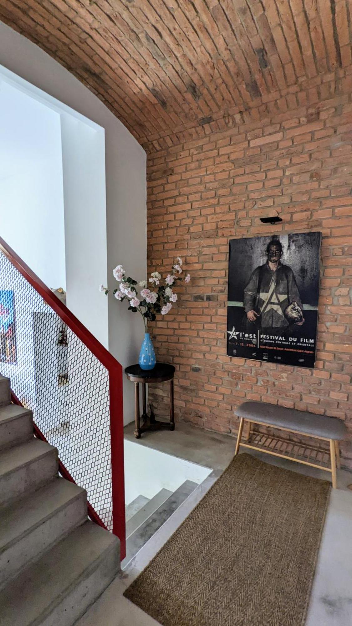 Romantic And Atypical Apartments In Prague'S Montmartre Экстерьер фото