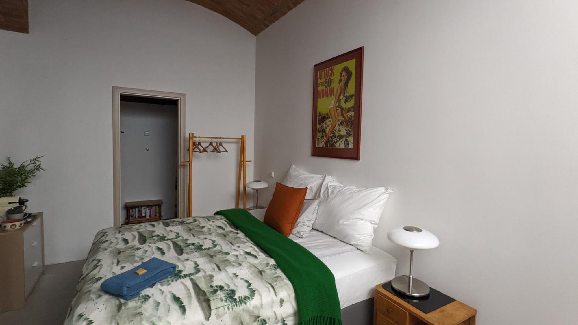 Romantic And Atypical Apartments In Prague'S Montmartre Экстерьер фото