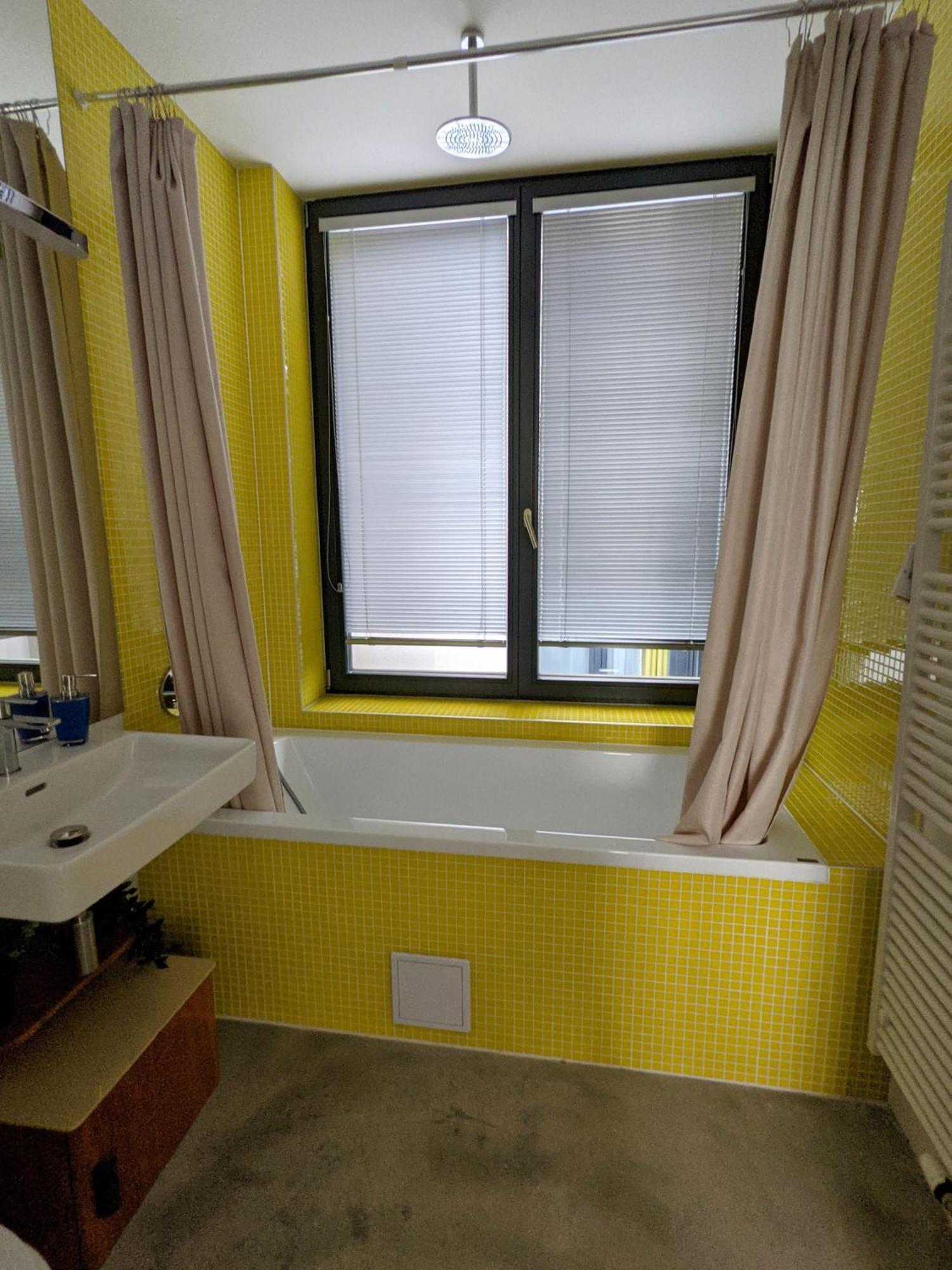 Romantic And Atypical Apartments In Prague'S Montmartre Экстерьер фото